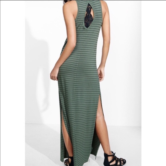 EXPRESS | Striped Keyhole Maxi - Picture 2 of 6